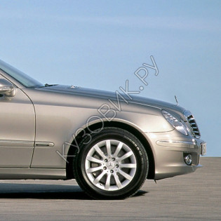 Крыло переднее правое в цвет кузова Mercedes E-Class W211 (2002-2009)