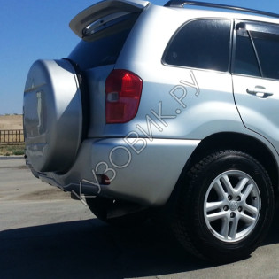 Бампер задний в цвет кузова Toyota Rav4 2 XA20 (2000-2005) правый угол